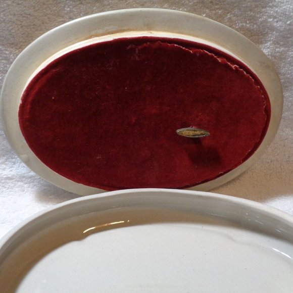 **Gorgeous Floral Music Dish - Picture 2 of 5